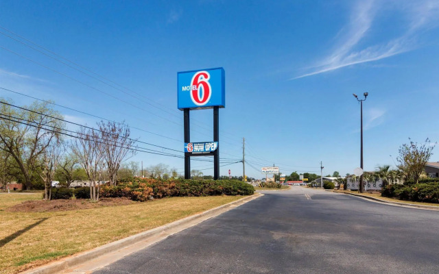 Dublin Inn and Suites