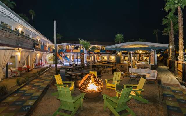 Egyptian Motor Hotel, Bw Signature Collection