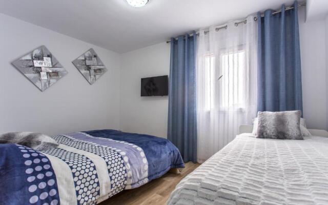 Apartment near City of Arts 2
