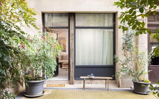 Elegance & Comfort With A/C in the Heart of 11th