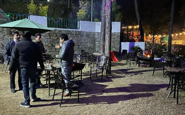 Pineland Resorts & Chalets Kasauli