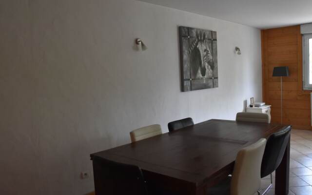 Spacious Apartment in Sallanches near Ski Area