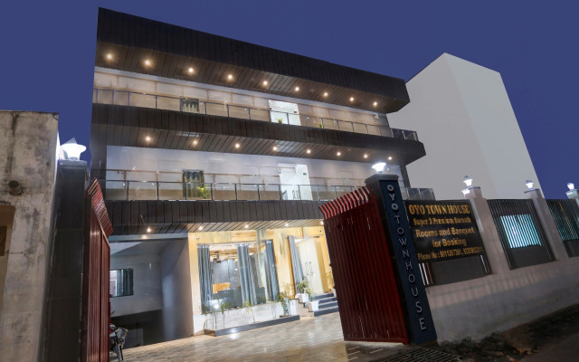 Townhouse 1049 Super Three Premium