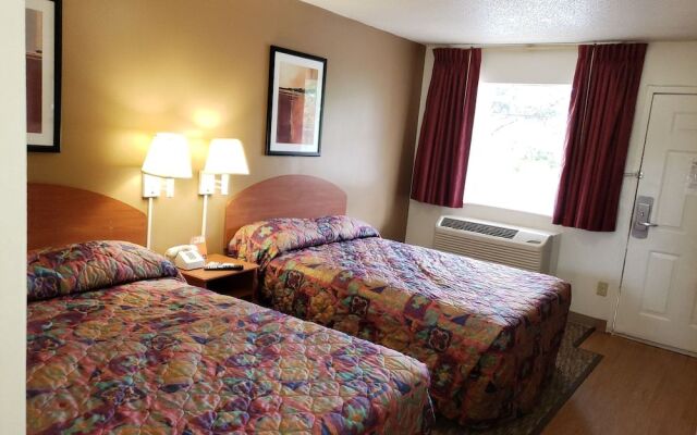 InTown Suites Extended Stay - Atlanta Cumming