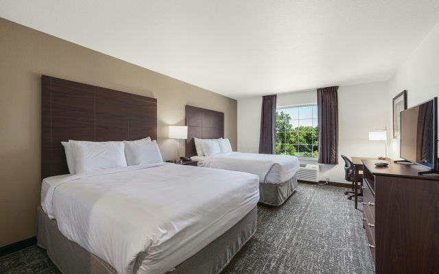 Cobblestone Hotel & Suites - Urbana