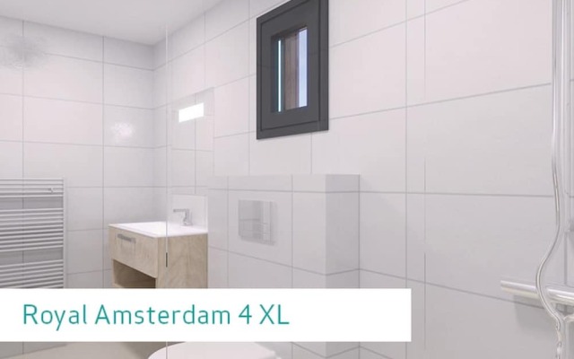 Spacious Lodge With 2 Bathrooms, Near the Sea