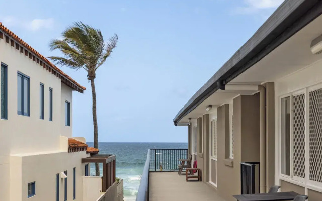 Thirty Nine Albatross - Apartment 5