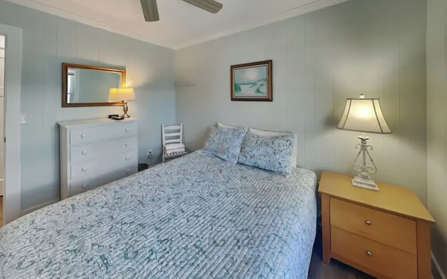 Kirk's Mema's Beach by Topsail Realty