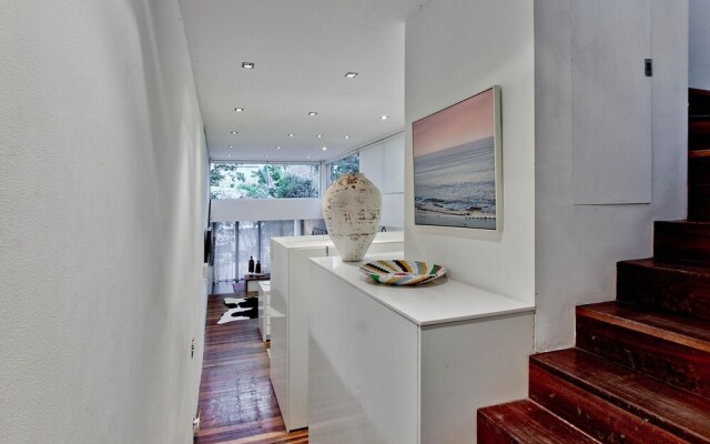 Luxury 3 Bed Terrace House Close To Sydney Cbd