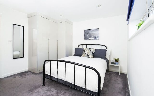 Ida Pod Places - New Cross Gate