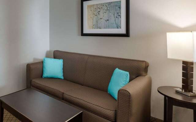 Comfort Suites at Katy Mills