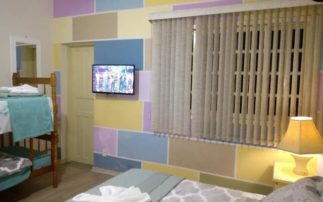 Hostel Colibri