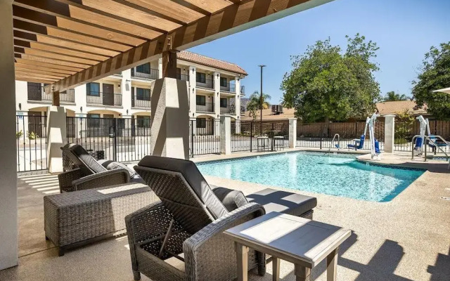 Hotel Huntington