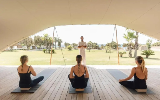 Gecko Hotel & Beach Club
