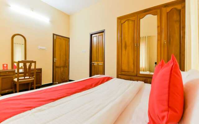 OYO 14638 Home Modern 3 BHK Manjali