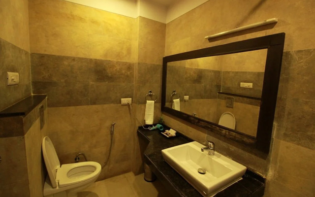 Hotel Inderlok Ananta