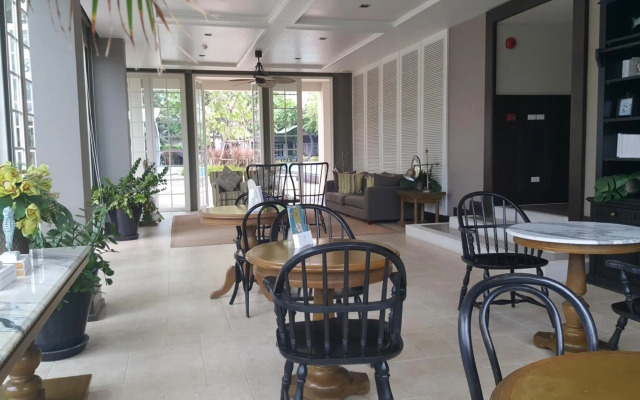 Pool Access 2 Bedrooms Autumn Hua Hin A116