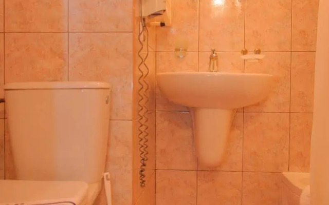 Adria Hotel