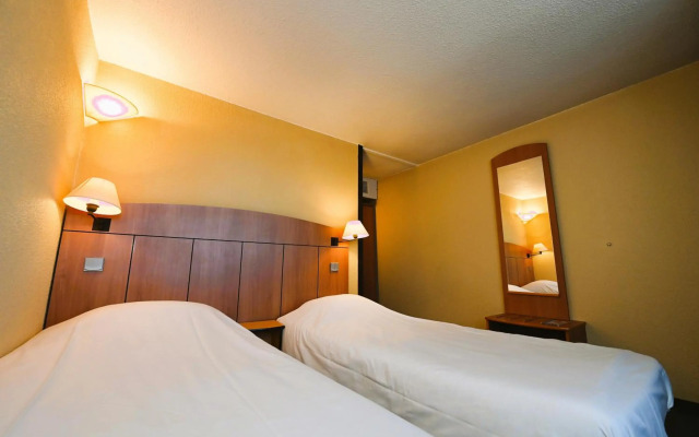 Kyriad Tarbes Odos