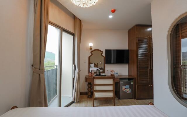 Maya Hotel 4