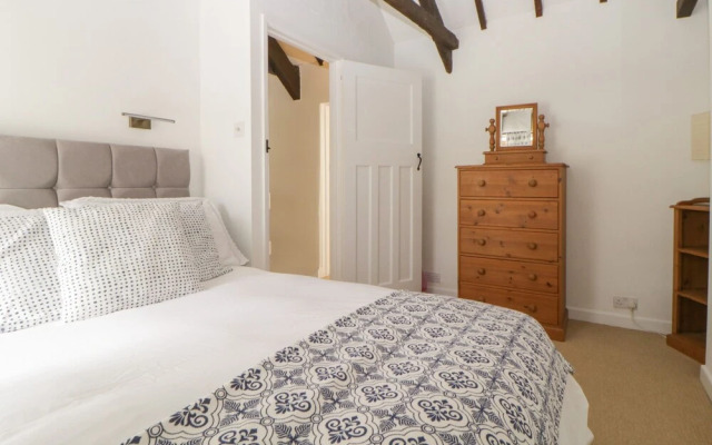 Oak Cottage