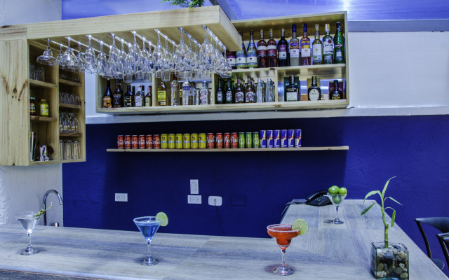 Hotel Laureles Plaza