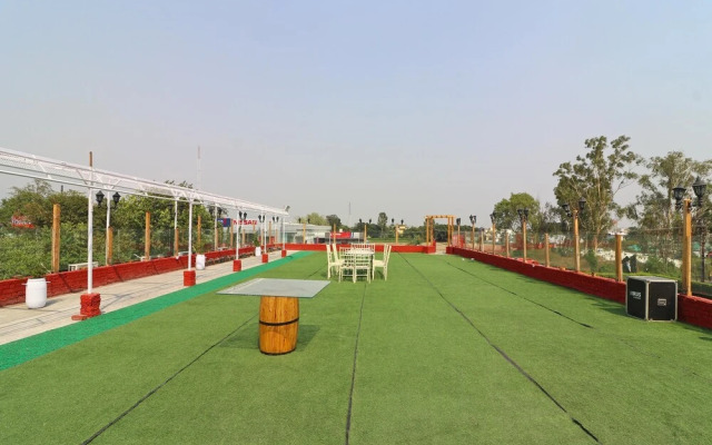 Oyo 14802 Hotel Virus Bistro