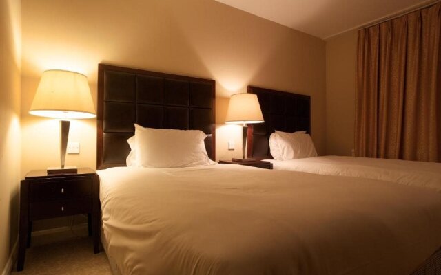 Clayton Lodge Hotel
