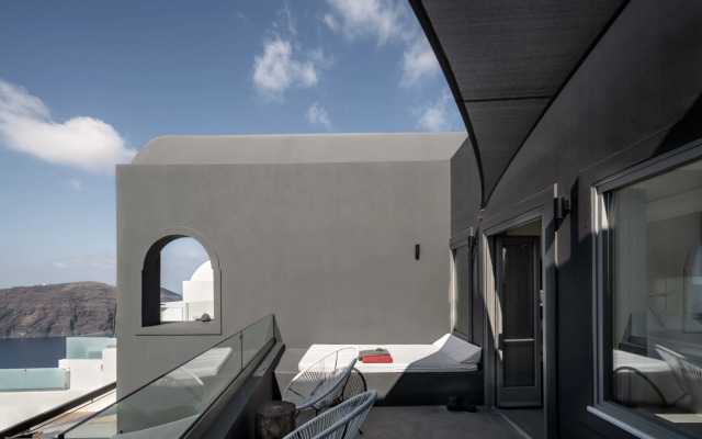 West East Suites