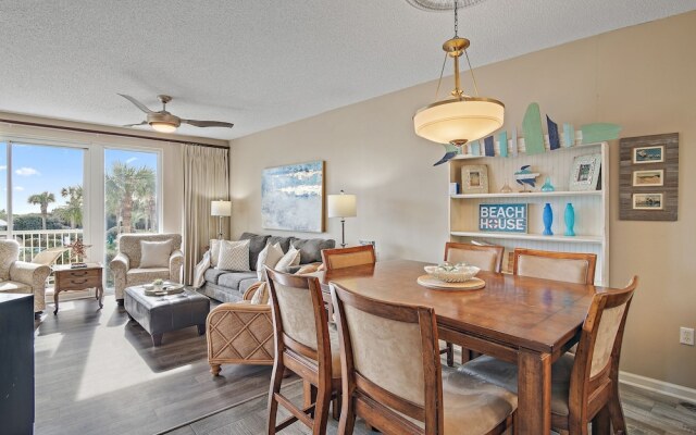 Crescent at Miramar 112