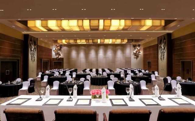 Grand Mercure Vadodara Surya Palace Hotel