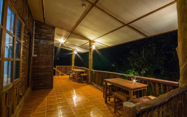 บ้านสวนศรเพชร