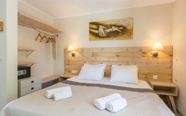 Cavos Beach House