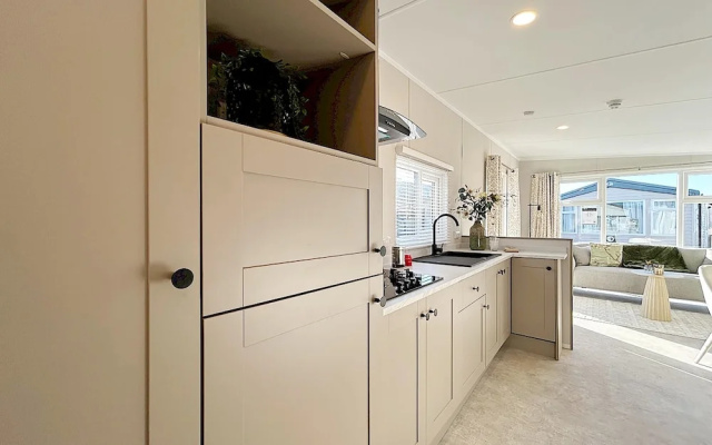 Inviting Hollum Chalet Near Golf Course