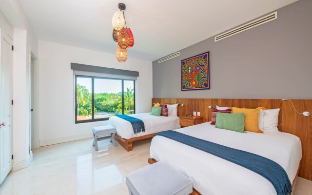 Amazing 3 Bedroom Condo