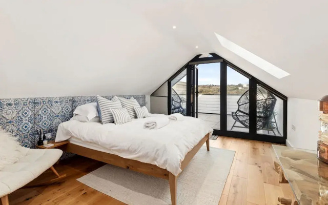 Ultra Marine - Large Roof Terrace Sea Views