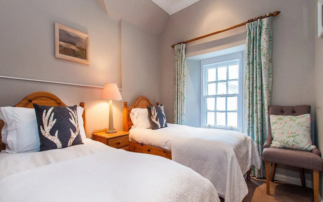 The Colonsay Hotel