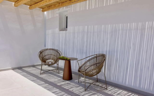 Adama Mykonos Boutique Hotel