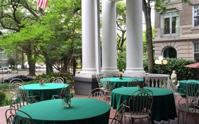 The Columns Hotel
