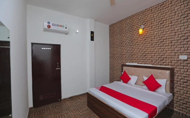 The King Palace Family Hotel by OYO Rooms