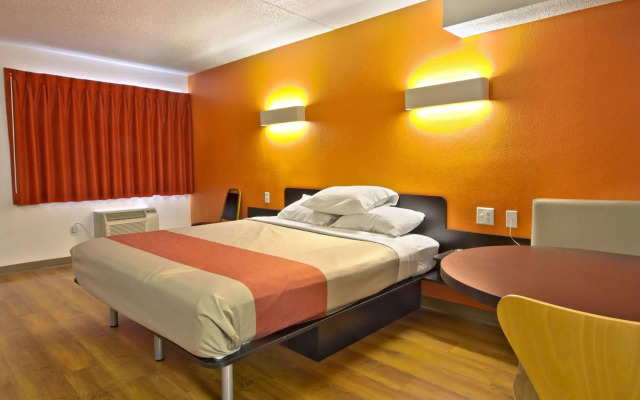 Motel 6 Piscataway, NJ