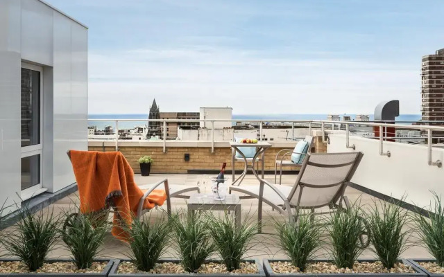 Q Square by Supercity Aparthotels