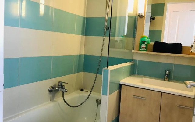 Costa Plana Collection