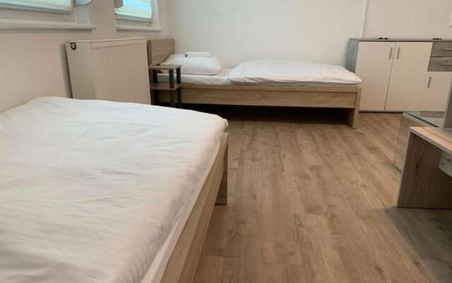 AB Apartments Messezimmer Möhringen - Hostel