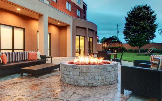 Courtyard by Marriott Anniston Oxford