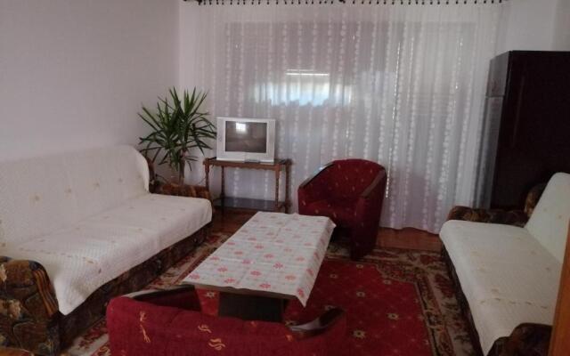 Pansion Velickovic - Apartments, Studios, Rooms