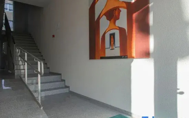 Resume Apartments, Dreamer Corner no.1