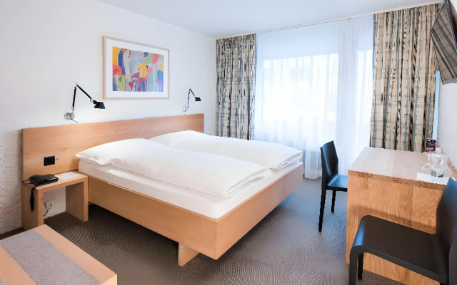 Отель Hauser Swiss Quality