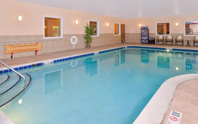 Holiday Inn Express Hotel & Suites Lancaster-Lititz by IHG