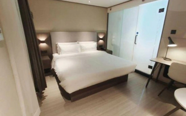 Hanting Hotel (Shanghai Dapuqiao South Ruijin Road)